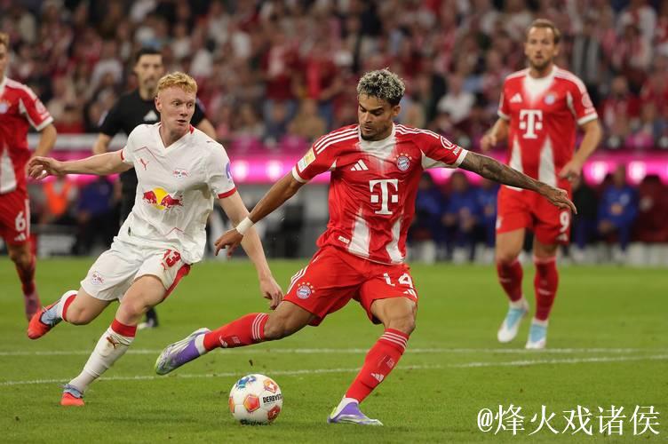 德甲综合：凯恩替补上演“帽子戏法” 拜仁五球