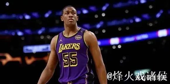 官方宣布：湖人签下7尺中锋双向合同 新秀赛季场均3+3